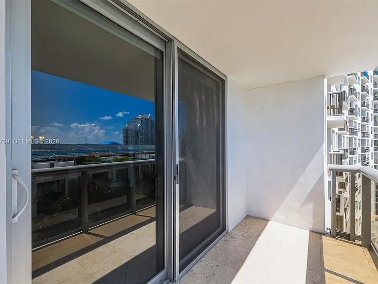 6039 Collins Ave #936 — Photo 14