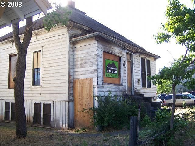 2nd image of 605 E 4th St