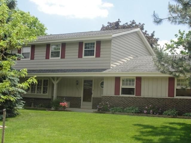 1st image of 7849 W Bur Oak Dr