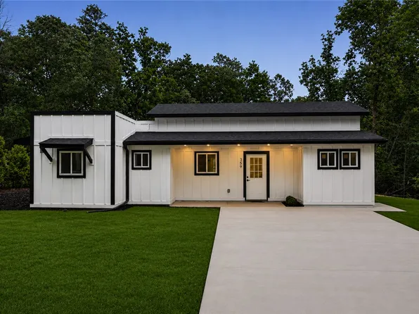 359 Beech Dr, Westminster, SC 29693
