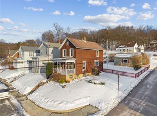 1002 N 3rd St, Jeannette, PA 15644