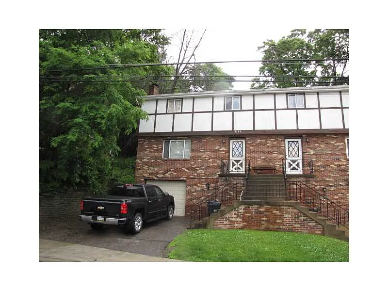 2733 Connecticut Ave photo 1