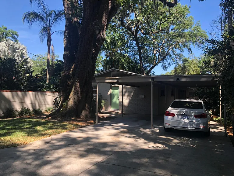 817 Hayden Ln — Photo 1