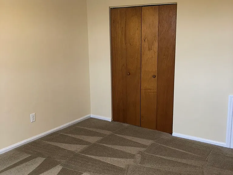 Garden of Eden Aapartments — Photo 11
