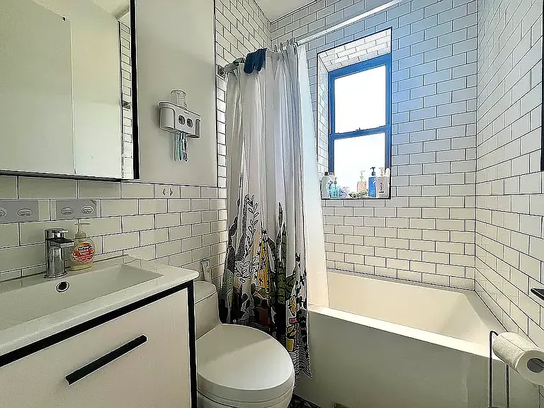 1671 Lincoln Pl #4F — Photo 6