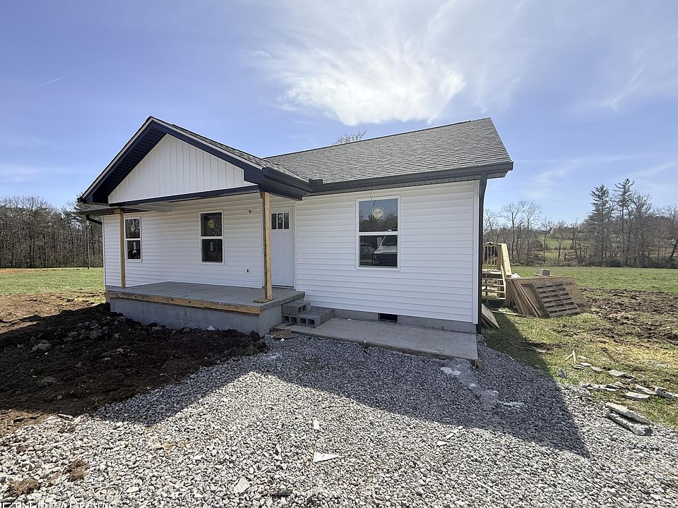 1st image of 366 Old Wes Baldwin Rd