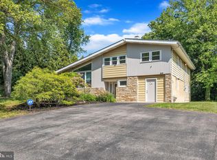29 Red Rowan Ln, Plymouth Meeting, PA 19462