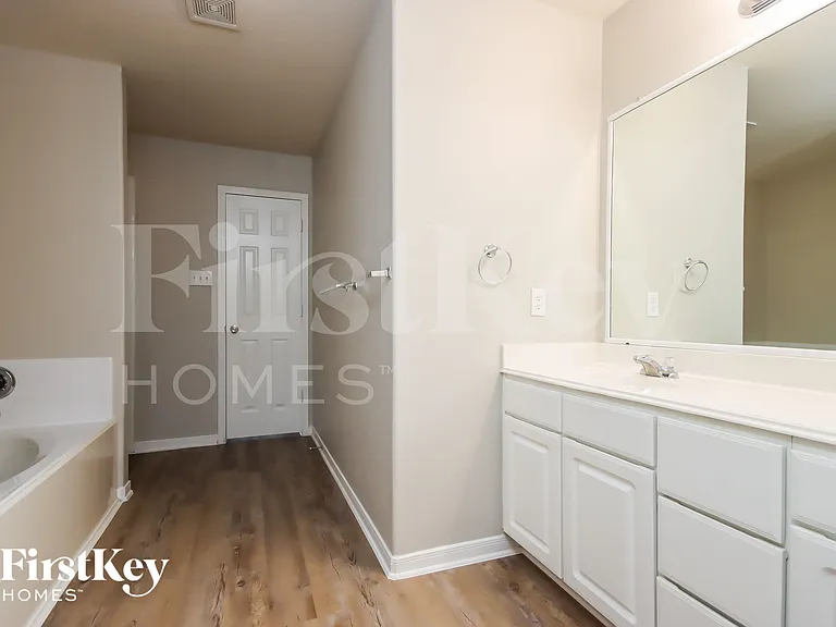 16941 Wren Hill St — Photo 10