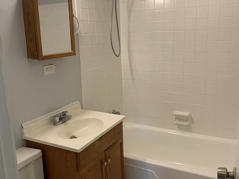 623 Virginia Ave — Photo 5