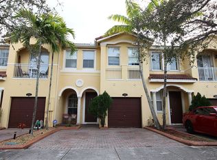 15052 SW 9th Ln, Miami, FL 33194