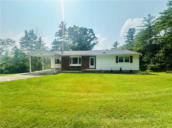 17 Seneca Trce, Painted Post, NY 14870