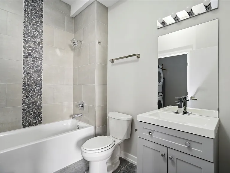 2105-1 Germantown Ave #13 — Photo 13