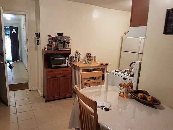 4th image of 7414 Caldwell Ave
