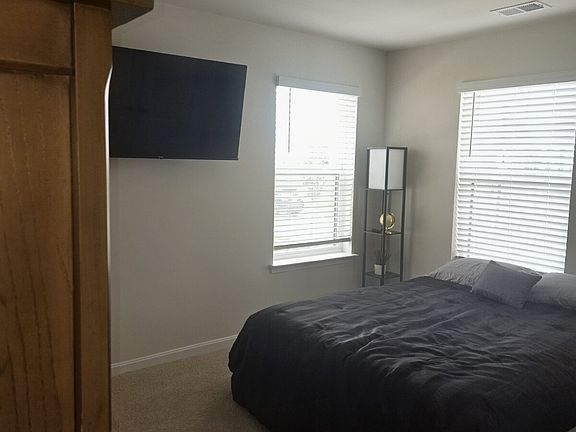 5th image of 432 Herringbone Way