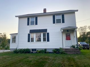 102 Gray Rd, Falmouth, ME 04105
