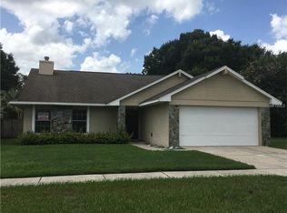 2061 Shadow Pine Dr, Brandon, FL 33511