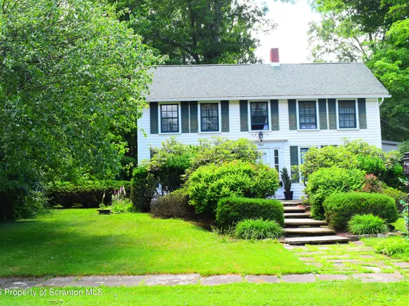 324 Cedar St, Montrose, PA 18801