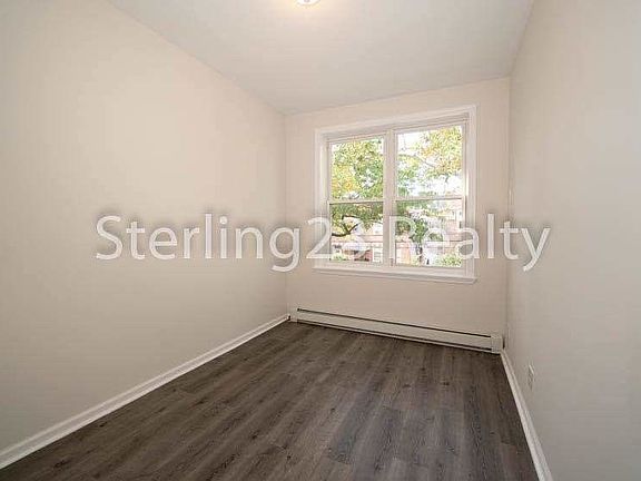2nd image of 23-69 28th St #Rr2
