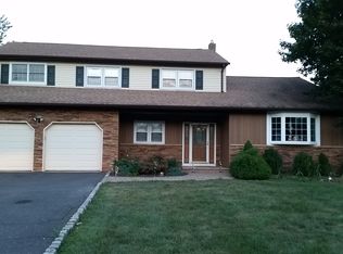 496 S Woods Rd, Hillsborough, NJ 08844