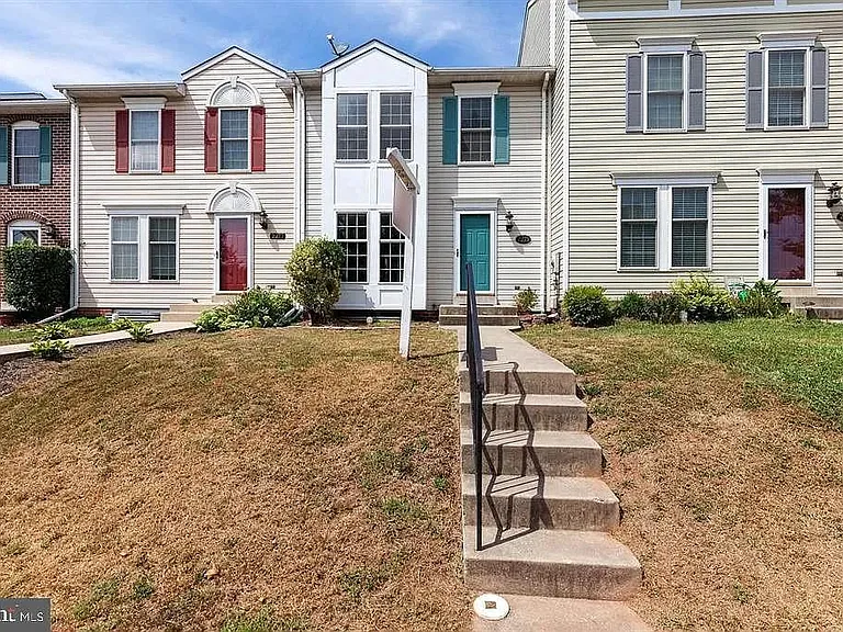 2279 Wetherburne Way — Photo 3