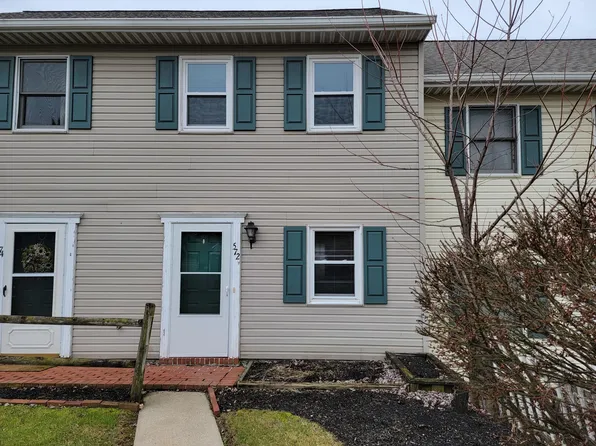 572 E Newport Rd, Lititz, PA 17543