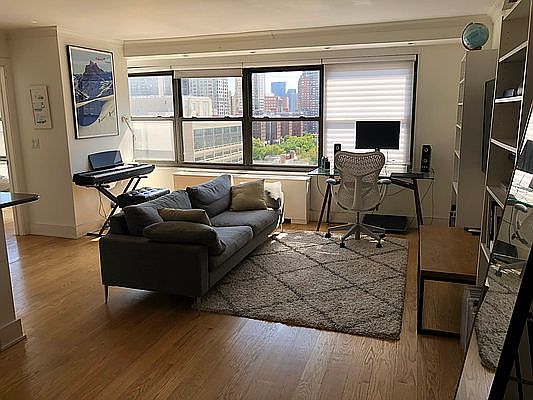 3rd image of 140 W End Ave #18T