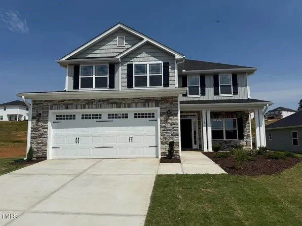 107 Northwood Dr, Fuquay Varina, NC 27526