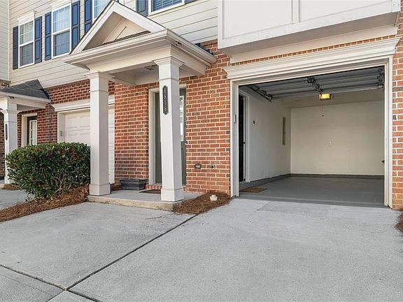 5th image of 6816 Blackstone Pl