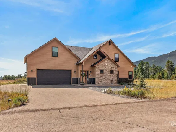 13102 Hawks Bay Rd, Donnelly, ID 83615