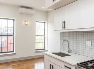 656 Hancock St #3B, Brooklyn, NY 11233