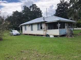 700 Huntington Rd, Crescent City, FL 32112