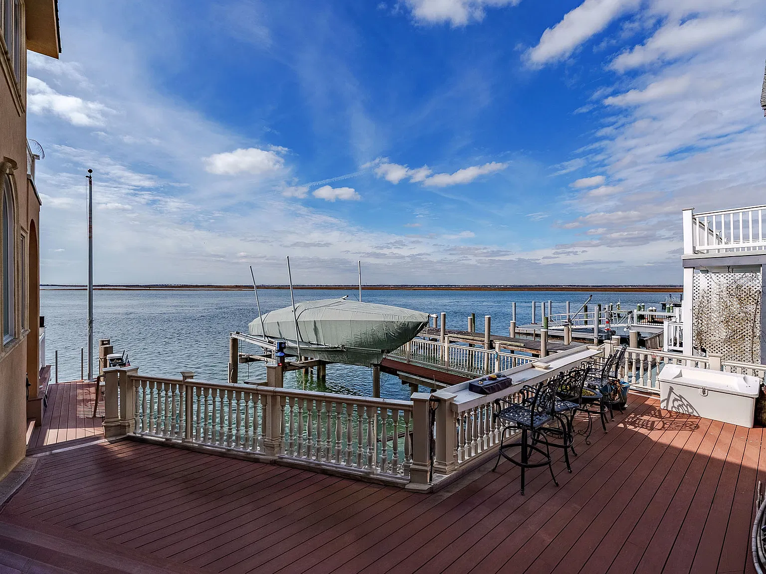4 bed, 3.5 bath, 3300 sqft, $145,000 — Photo 3