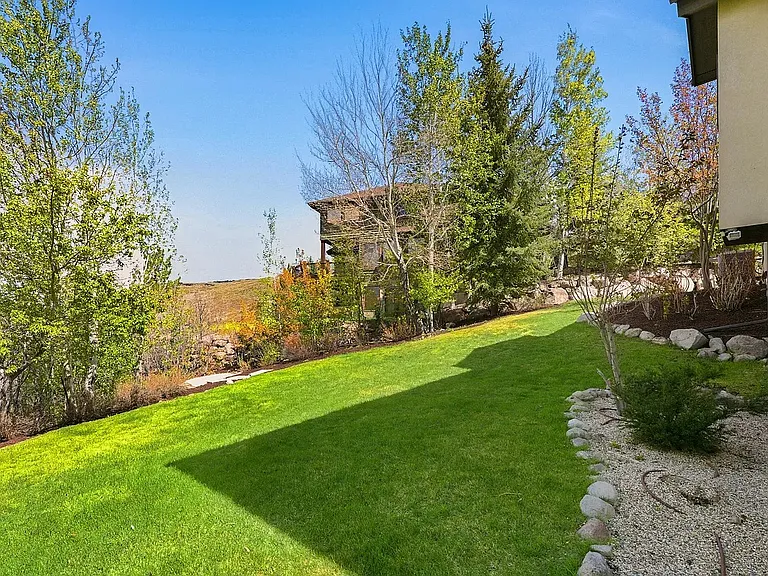 12505 Ross Creek Dr — Photo 19