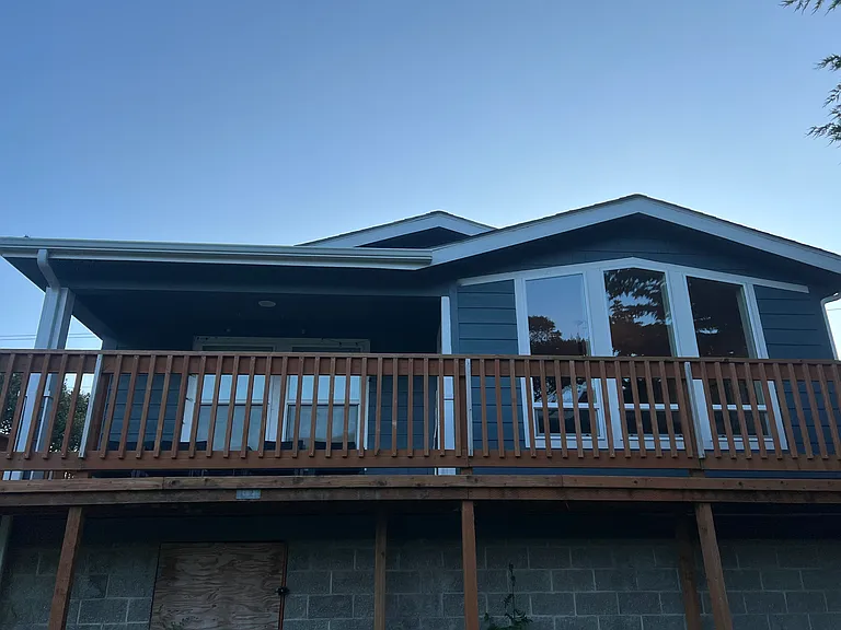 2242 Highway 101 N — Photo 4
