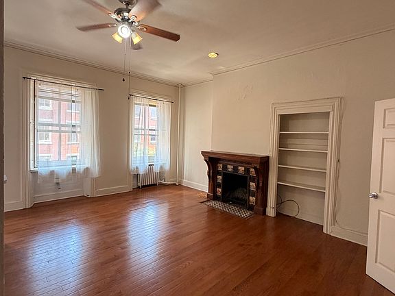 2nd image of 1630 Spruce St APT 3F