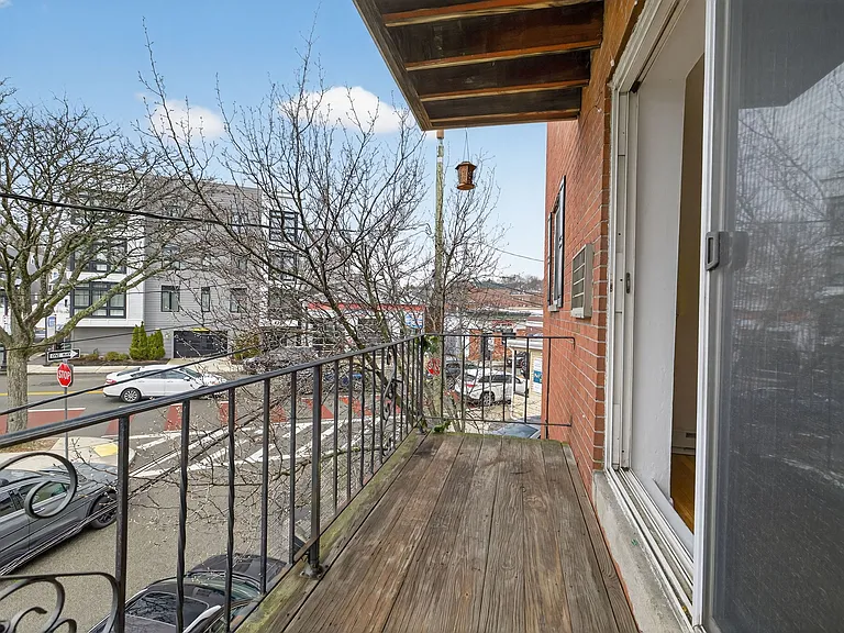 8 Kittredge St #10 — Photo 7