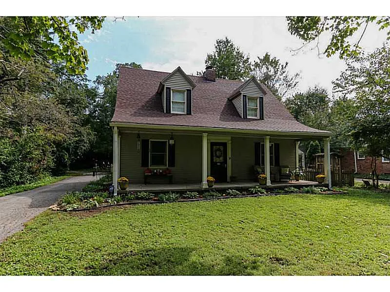 5547 Allisonville Rd photo 1