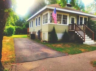 41 Randlett St, Quincy, MA 02170