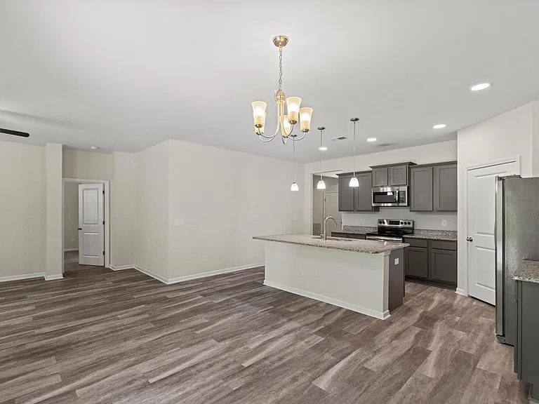 810 Lenox Dr — Photo 13