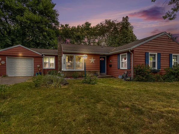 8719 E De Ave, Richland, MI 49083