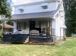 697 Roscoe Ave, Akron, OH 44306