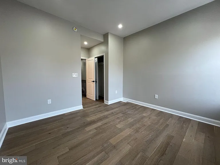 717 N Collington Ave — Photo 34
