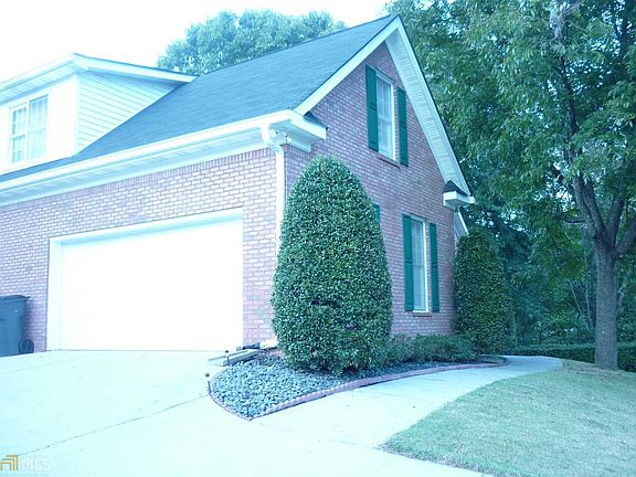 3rd image of 1400 Barrett Place Ln