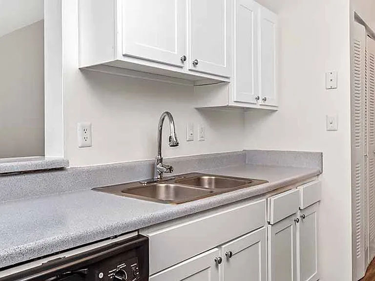 5220 N Henry Blvd — Photo 16