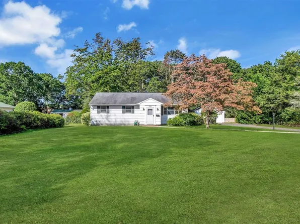 772 Sylvan Avenue, Bayport, NY 11705