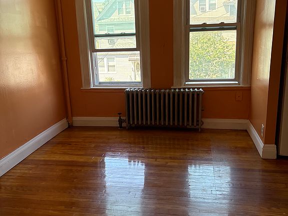 3rd image of 89-19 116th St #1