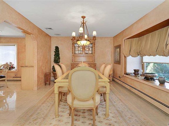 4th image of 85 Dolores Pl
