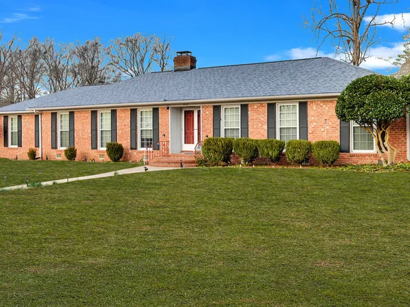 1707 Sabra Drive, Kinston, NC 28504