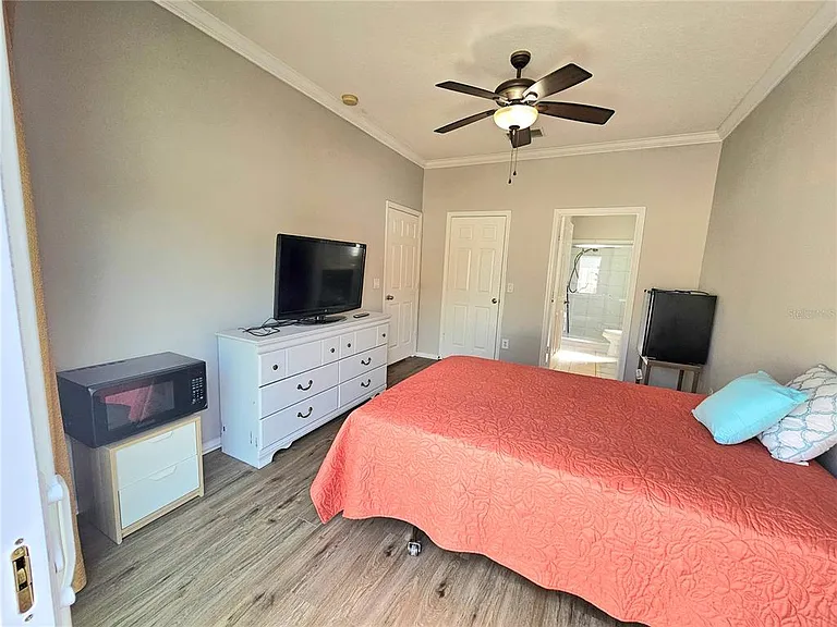 1920 Meadow Pond Way — Photo 7
