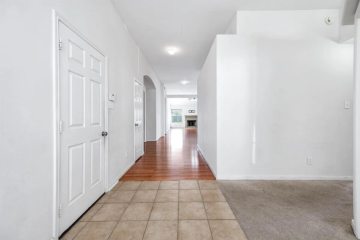 Building Photo - 7814 Rocky Peak Ln